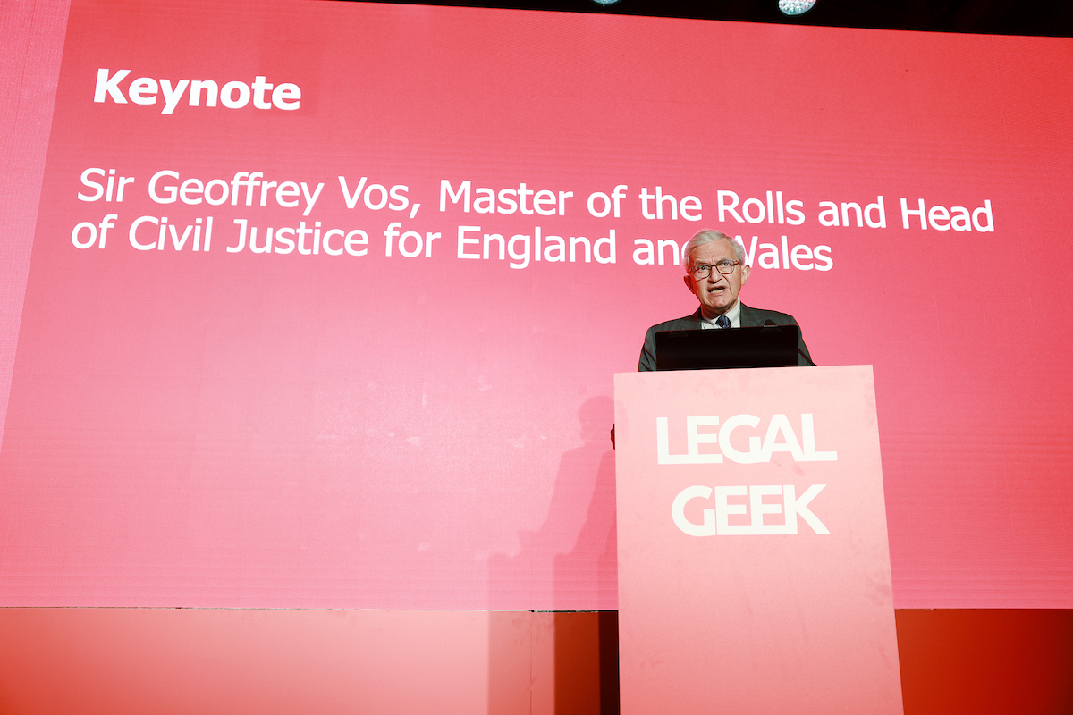 UK judges given AI tools as China court speeds up cases